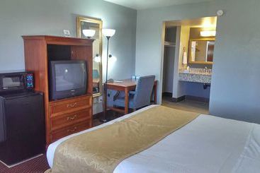 Otel Travelodge By Wyndham Flagstaff Near I40