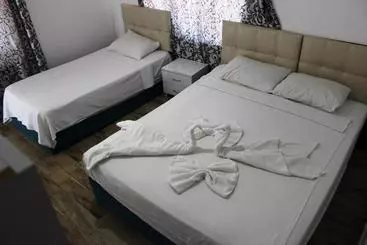 בית מלון כפרי Side Alya