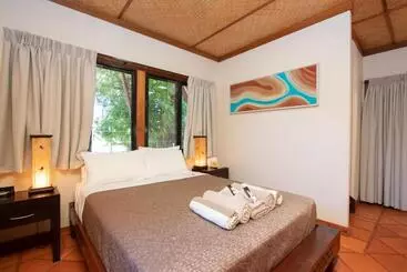 Отель Bali Hai Resort & Spa