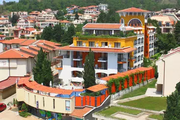 Aparthotel Kiparisite