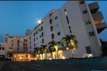 Hotel The African Regent