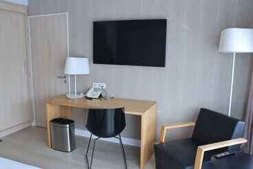 בית מלון כפרי Radisson Blu Resort & Spa, Ajaccio Bay