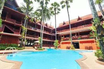 Hotel Royal Phawadee Village Patong   2 Minutes Walk To The Beach