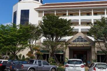 هتل Surin Majestic