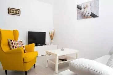 ツーリストアパートメント Apartment Maris