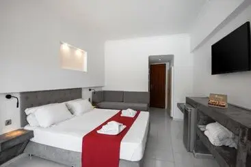 Delfinia Resort   All Inclusive