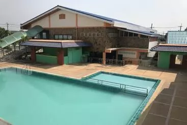 ホテル Lopburi Residence