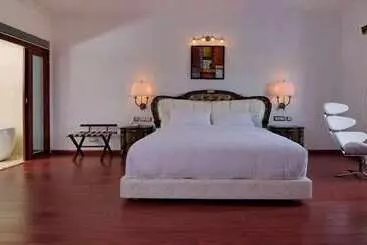 호텔 White Pearl Suites