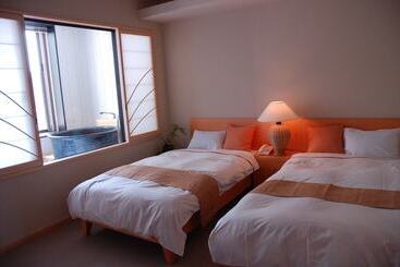 Hotel Hananoyado Nishikien