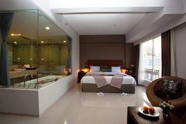 בית מלון כפרי Ananta Legian