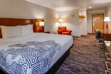 호텔 Surestay Plus By Best Western Fort Worth Benbrook