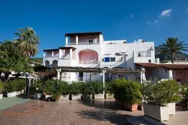 בית מלון כפרי Terme Colella