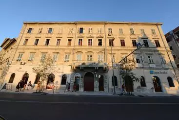 Riva Hostel Pula