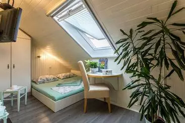 Vakantie-appartementen Apartments Sara