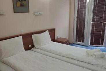 Hotel Montana Palace