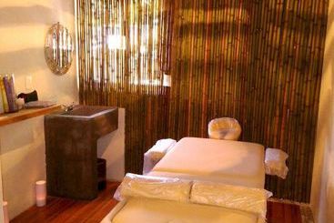 فندق Parador Avandaro