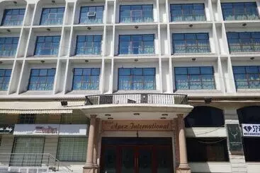 Hotelli Apex International