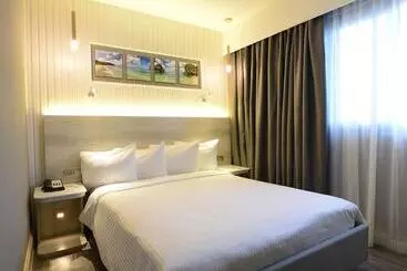 هتل Wyndham Garden Guam