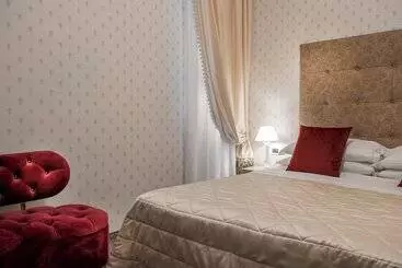 Hôtel Albergo Rossini 1936  Small & Charming