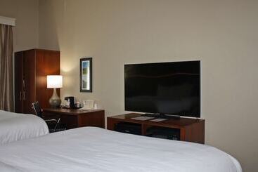 فندق Comfort Inn & Suites