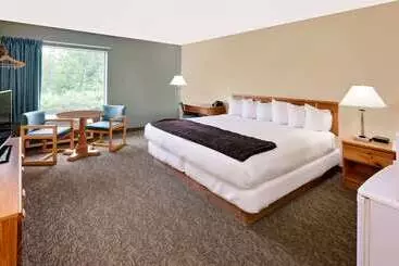 ホテル Days Inn By Wyndham Cadillac