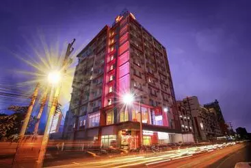 Hotell Red Planet Clark Angeles City