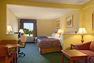 호텔 Regency Inn and Suites