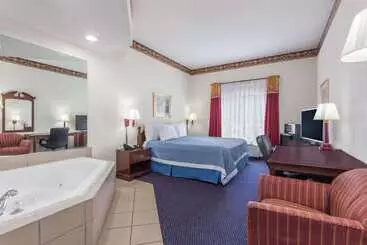 בית מלון כפרי Jesup Inn & Suites