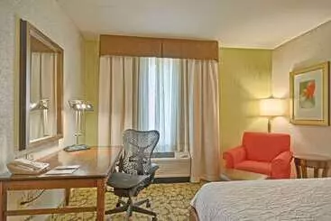 فندق Hilton Garden Inn Mt. Laurel