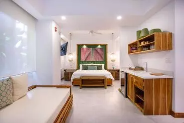 Arenas Del Mar Beachfront & Rainforest Resort Member Of The Cayuga Collection