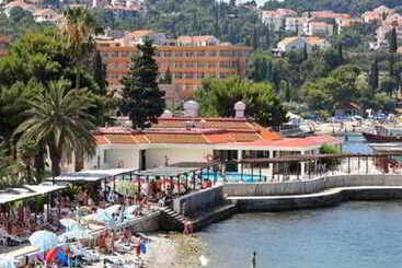 מלון דירות Villa Royal