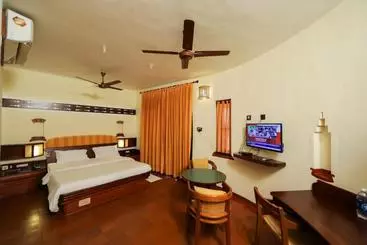 Hotel Bth Sarovaram