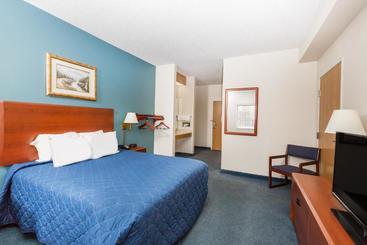 Szálloda Reston Inn & Suites