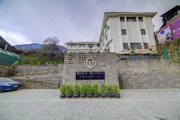 בית מלון כפרי Rock Manali By Vivaan