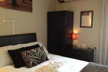 ホテル Sarnia Guest House - Adult Only -