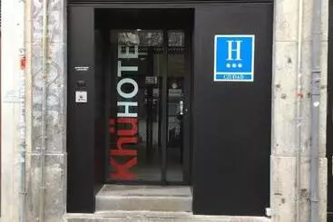 هتل Khu