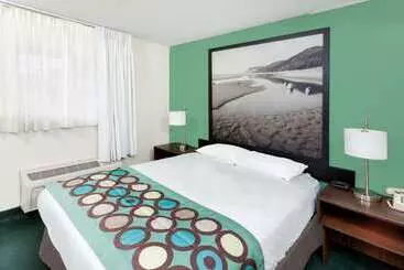 Отель Super 8 By Wyndham Stevensville St Joseph