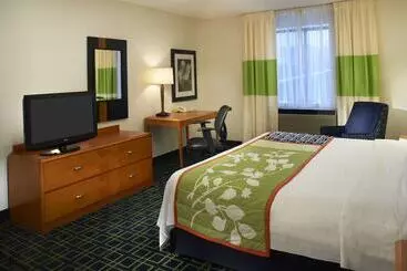 فندق Fairfield Inn & Suites Indianapolis East