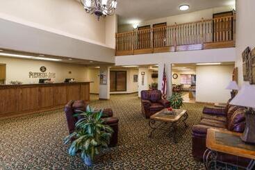 酒店 Supertel Inn & Conference Center