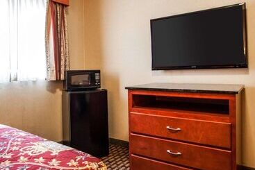 فندق Rodeway Inn