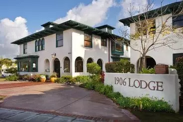 ホテル 1906 Lodge