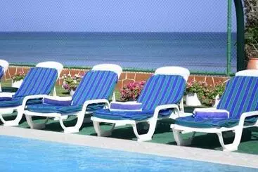 Resort Sur Beach Holiday