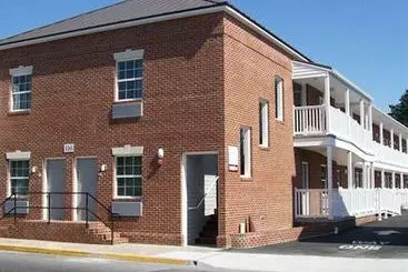 מלון דירות Crimson Inn By Kees Vacations