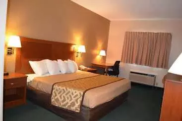 Hotelli Brookshire Inn & Suites