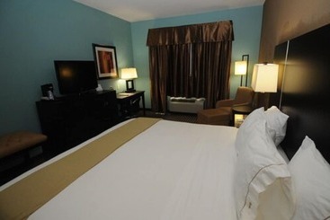 Отель Holiday Inn Express Somerset By Ihg