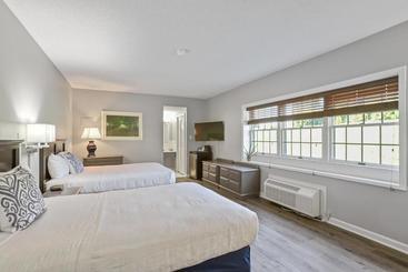 Отель Penn National Inn