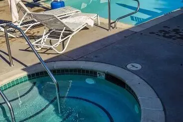 호텔 Grass Valley Courtyard Suites