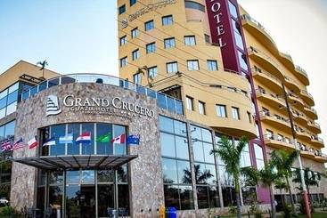 فندق Grand Crucero