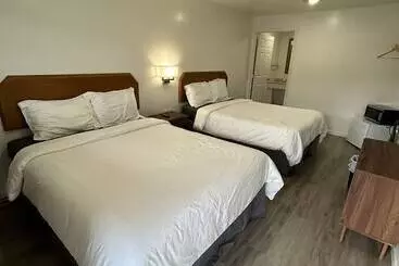 Hotelli Lake View Inn