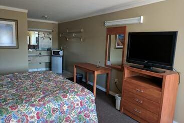 فندق على الطريق Budget Motor Lodge